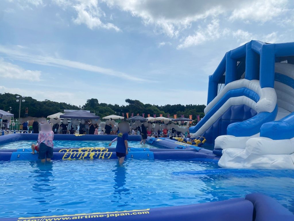 稲毛海浜公園プールのネプチューンスライダー